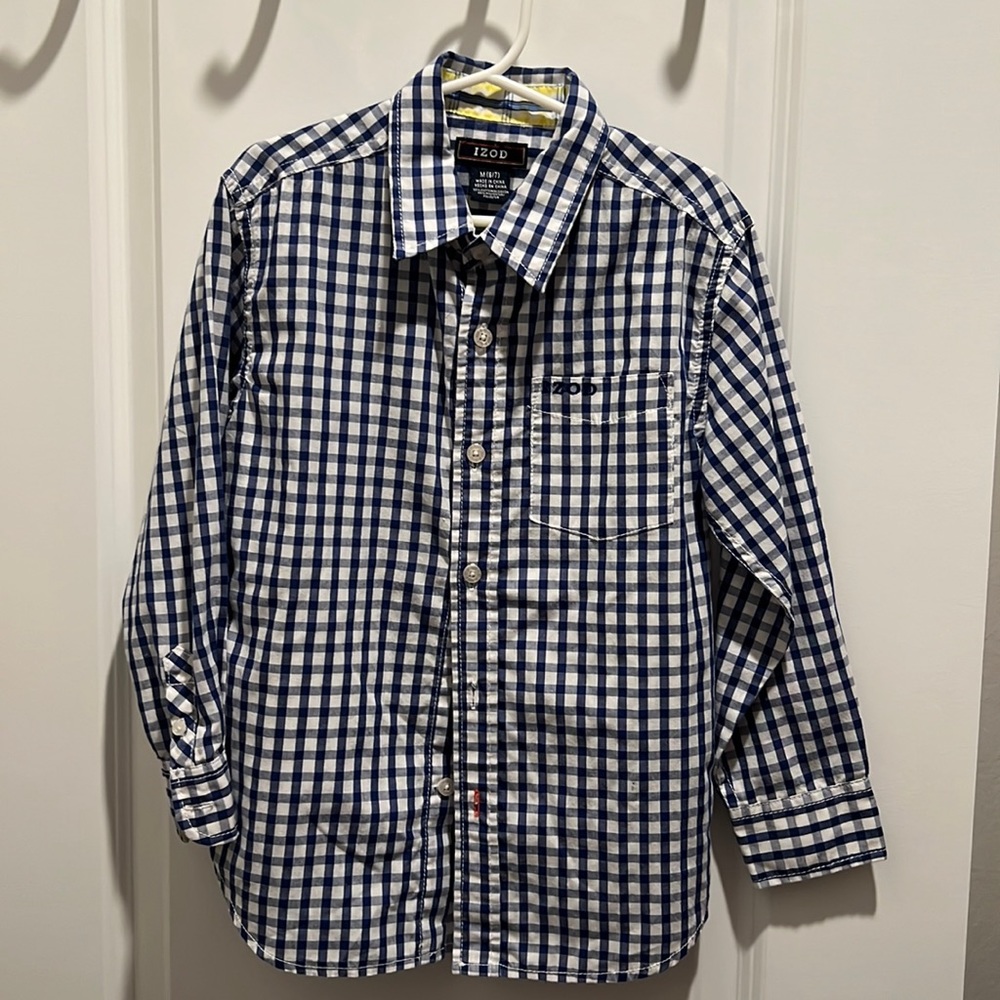 Boys IZOD long sleeved button down shirt
